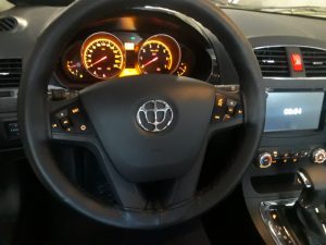 کلید روی فرمان برلیانس 330