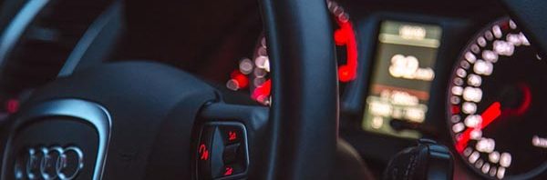 Control the sound system on the steering wheel